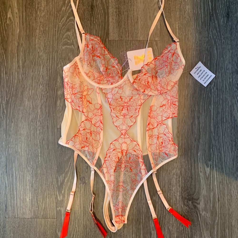 SAVAGE X LINGERIE BODY SUIT